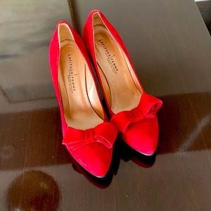 L’Atitude Designer Red Suede Pumps